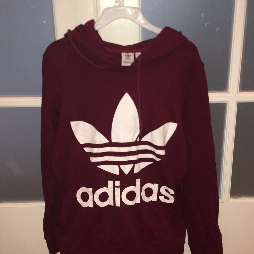 Women’s hoodie fairly new/ excellent condition